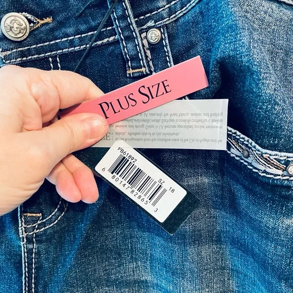 Grace in LA Dark Blue Boot Cut Jeans with Faded Wash - Picture 4 of 9